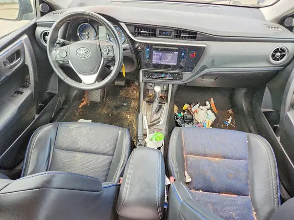 5YFBURHE6JP770275 2018 TOYOTA COROLLA - Image 8