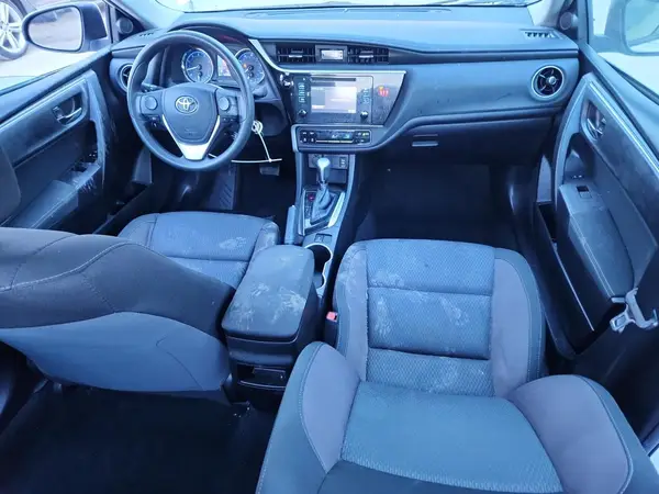 5YFBURHE6JP770762 2018 TOYOTA COROLLA - Image 8
