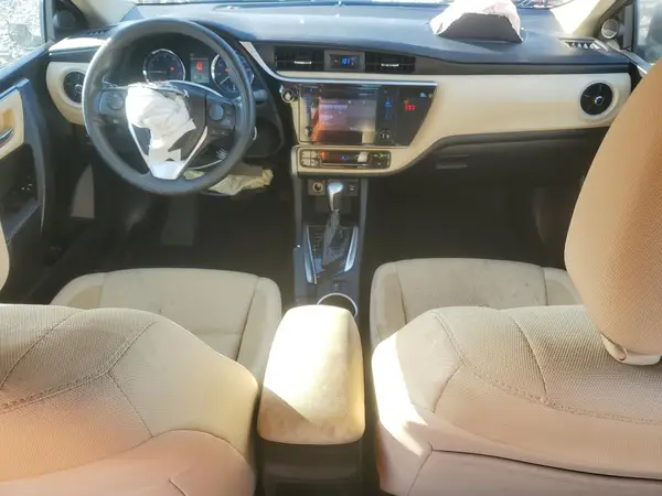 5YFBURHE6JP772057 2018 TOYOTA COROLLA - Image 8