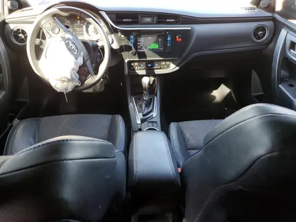 5YFBURHE6JP774231 2018 TOYOTA COROLLA - Image 8