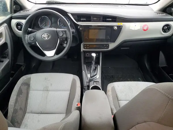 5YFBURHE6JP775265 2018 TOYOTA COROLLA - Image 8