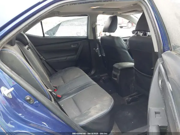 5YFBURHE6JP775590 2018 TOYOTA COROLLA - Image 8