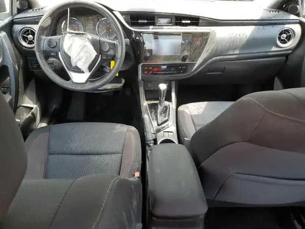 5YFBURHE6JP775816 2018 TOYOTA COROLLA - Image 8