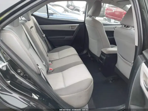 5YFBURHE6JP778831 2018 TOYOTA COROLLA - Image 8