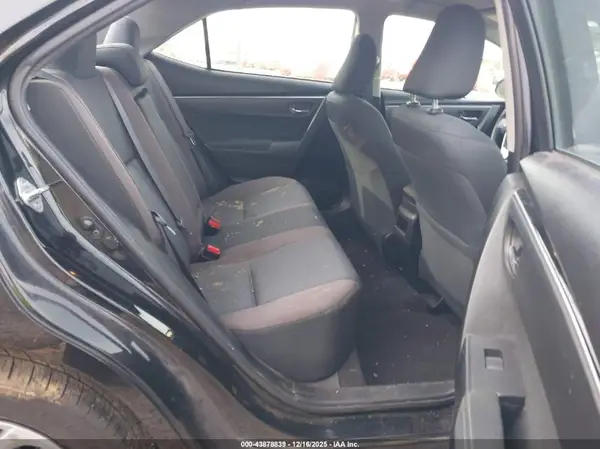 5YFBURHE6JP780935 2018 TOYOTA COROLLA - Image 8