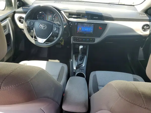 5YFBURHE6JP788937 2018 TOYOTA COROLLA - Image 8