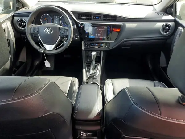 5YFBURHE6JP789764 2018 TOYOTA COROLLA - Image 8