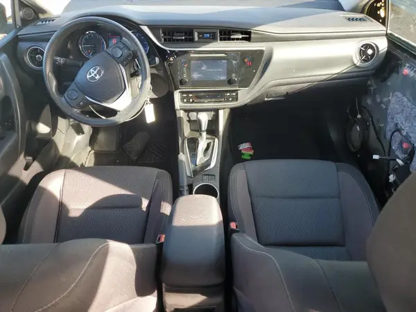 5YFBURHE6JP793216 2018 TOYOTA COROLLA - Image 8