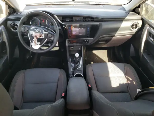 5YFBURHE6JP797167 2018 TOYOTA COROLLA - Image 8