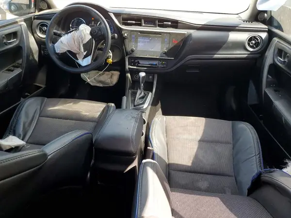 5YFBURHE6JP801301 2018 TOYOTA COROLLA - Image 8