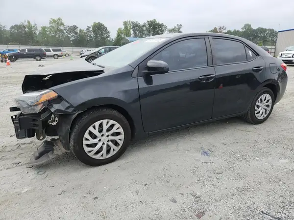 5YFBURHE6JP804506 2018 TOYOTA COROLLA - Image 1