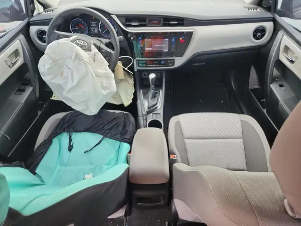 5YFBURHE6JP804506 2018 TOYOTA COROLLA - Image 8
