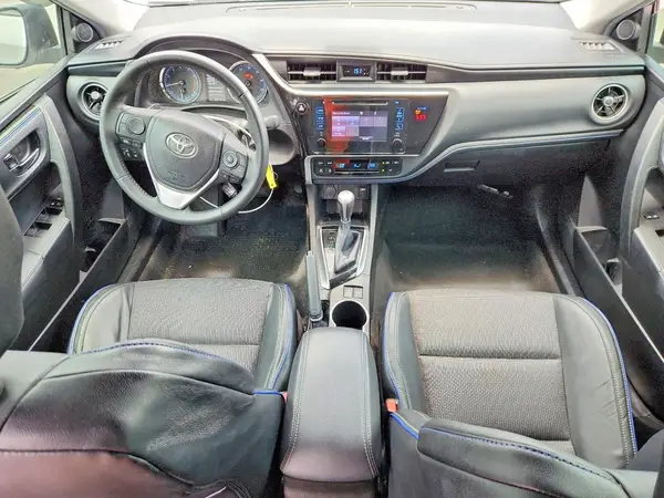 5YFBURHE6JP806997 2018 TOYOTA COROLLA - Image 8