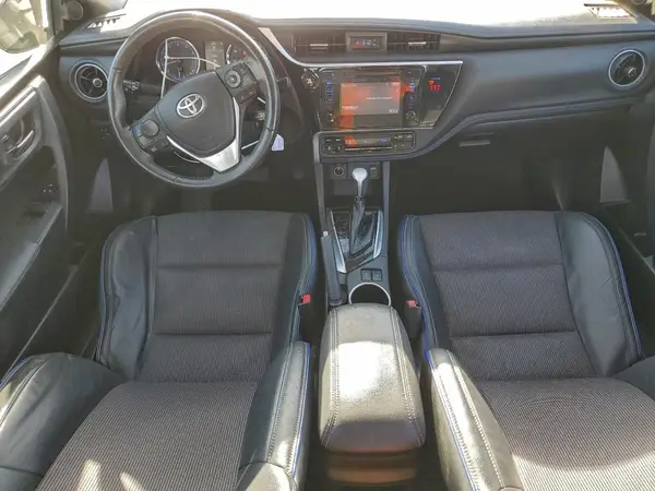 5YFBURHE6JP807812 2018 TOYOTA COROLLA - Image 8