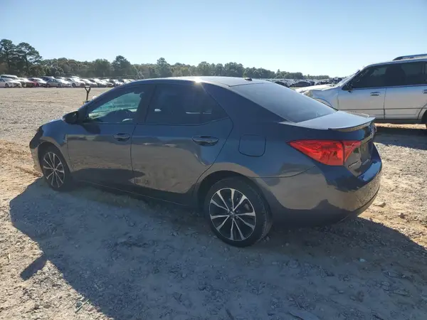 5YFBURHE6JP807924 2018 TOYOTA COROLLA - Image 2