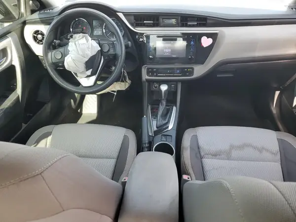 5YFBURHE6JP809656 2018 TOYOTA COROLLA - Image 8