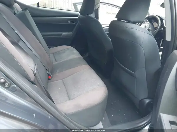 5YFBURHE6JP810046 2018 TOYOTA COROLLA - Image 8