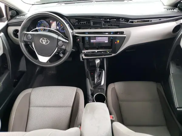 5YFBURHE6JP811262 2018 TOYOTA COROLLA - Image 8