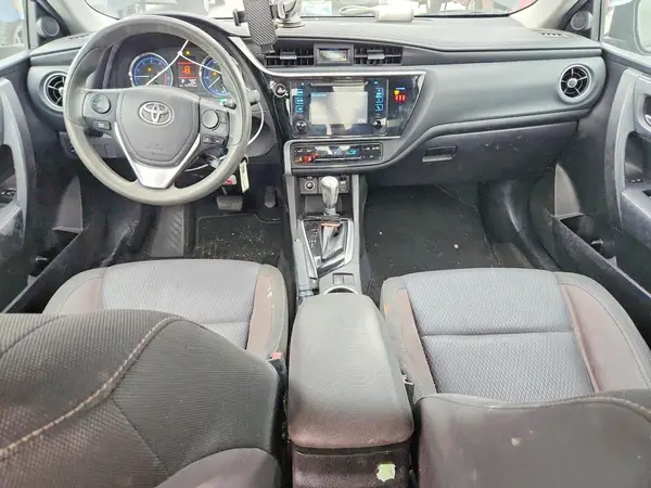 5YFBURHE6JP814579 2018 TOYOTA COROLLA - Image 8