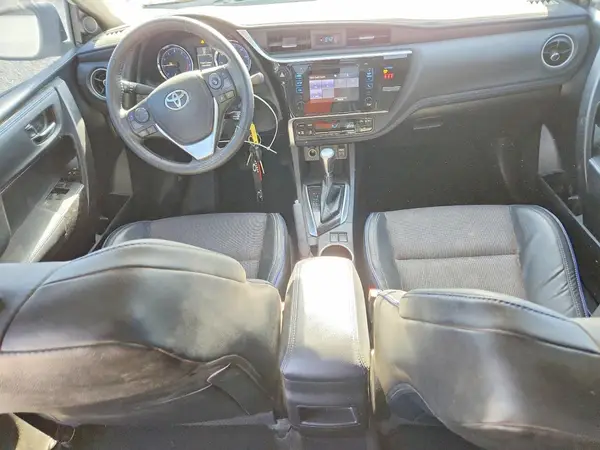 5YFBURHE6JP816400 2018 TOYOTA COROLLA - Image 8