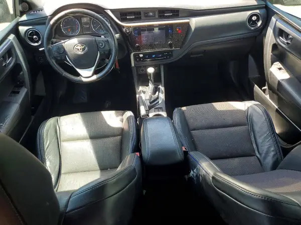 5YFBURHE6JP817918 2018 TOYOTA COROLLA - Image 8