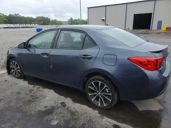 5YFBURHE6JP818096 2018 TOYOTA COROLLA - Image 2