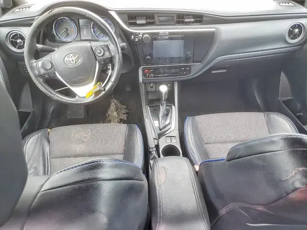 5YFBURHE6JP818096 2018 TOYOTA COROLLA - Image 8