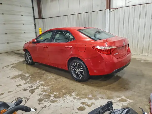 5YFBURHE6JP819314 2018 TOYOTA COROLLA - Image 2