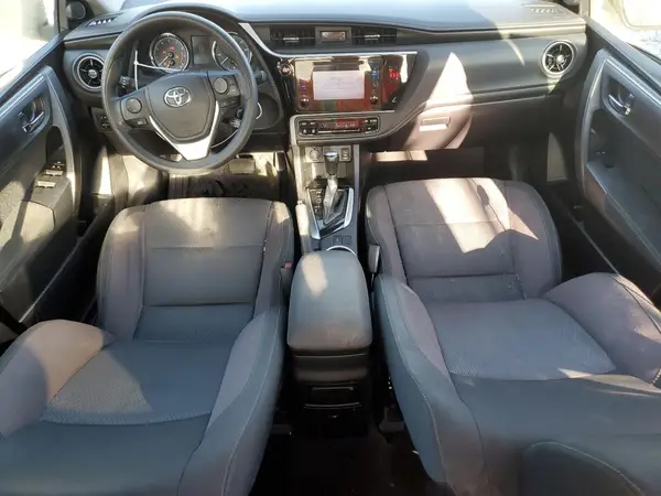 5YFBURHE6JP820530 2018 TOYOTA COROLLA - Image 8