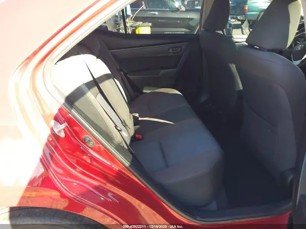 5YFBURHE6JP820866 2018 TOYOTA COROLLA - Image 8