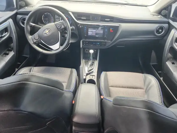 5YFBURHE6JP820950 2018 TOYOTA COROLLA - Image 8
