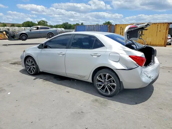 5YFBURHE6JP822360 2018 TOYOTA COROLLA - Image 2