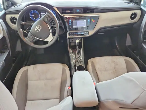 5YFBURHE6JP823668 2018 TOYOTA COROLLA - Image 8