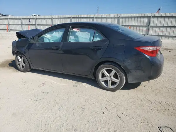 5YFBURHE6JP824612 2018 TOYOTA COROLLA - Image 2