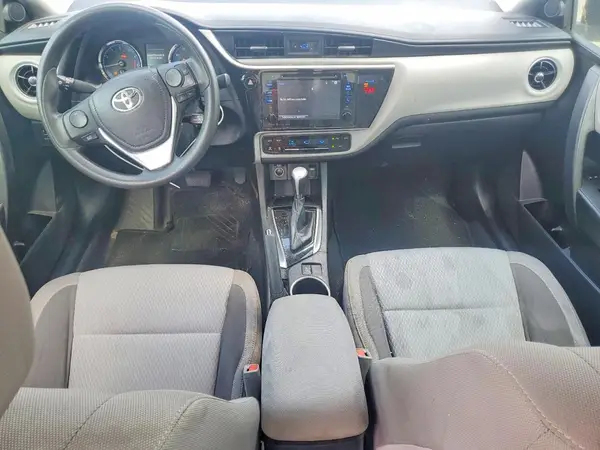 5YFBURHE6JP825243 2018 TOYOTA COROLLA - Image 8