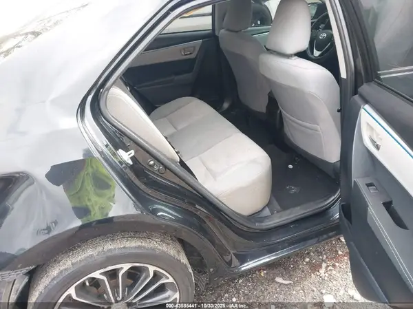 5YFBURHE6JP826019 2018 TOYOTA COROLLA - Image 8