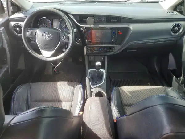 5YFBURHE6JP828241 2018 TOYOTA COROLLA - Image 8