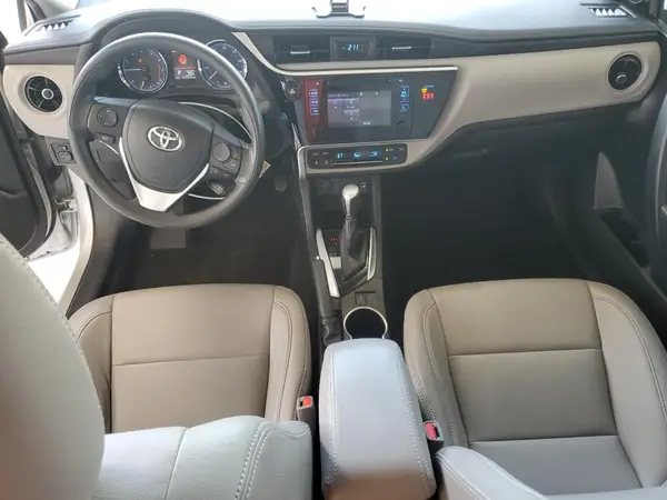 5YFBURHE6JP828790 2018 TOYOTA COROLLA - Image 8