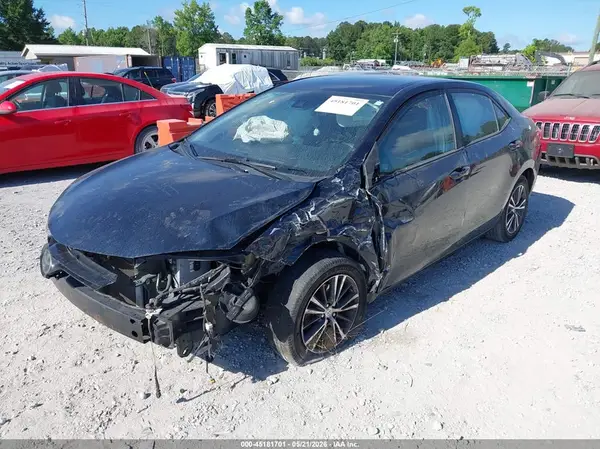 5YFBURHE6JP831625 2018 TOYOTA COROLLA - Image 2