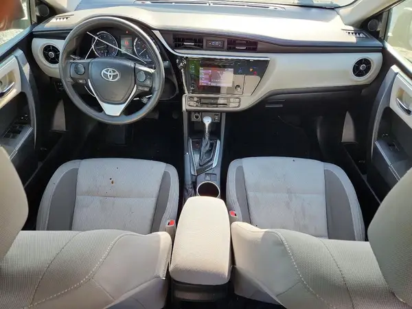 5YFBURHE6JP832791 2018 TOYOTA COROLLA - Image 8