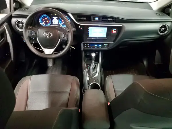 5YFBURHE6JP832967 2018 TOYOTA COROLLA - Image 8