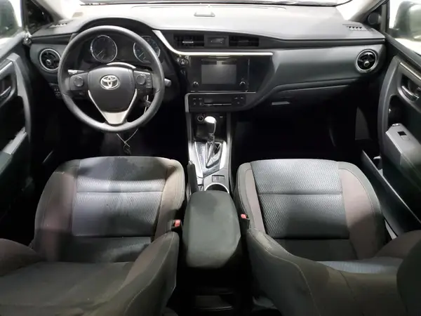 5YFBURHE6JP833651 2018 TOYOTA COROLLA - Image 8