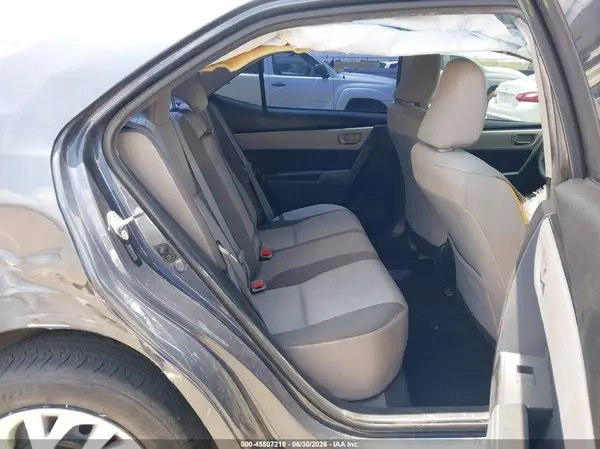 5YFBURHE6JP834623 2018 TOYOTA COROLLA - Image 8