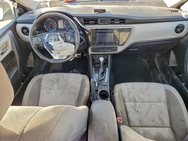 5YFBURHE6JP835285 2018 TOYOTA COROLLA - Image 8