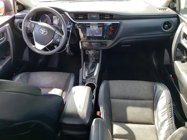 5YFBURHE6JP835688 2018 TOYOTA COROLLA - Image 8