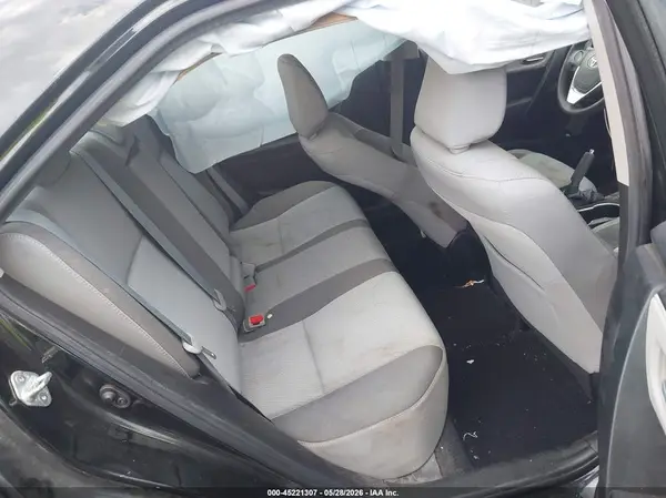 5YFBURHE6JP839143 2018 TOYOTA COROLLA - Image 8