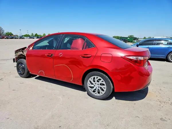5YFBURHE6JP839658 2018 TOYOTA COROLLA - Image 2