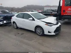 5YFBURHE6JP841281 2018 TOYOTA COROLLA