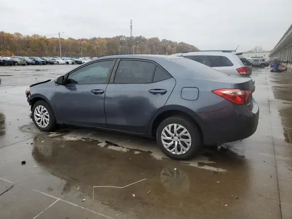 5YFBURHE6JP842575 2018 TOYOTA COROLLA - Image 2