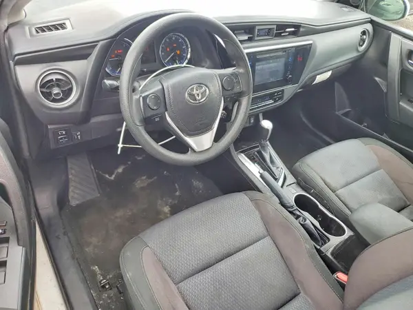 5YFBURHE6JP845136 2018 TOYOTA COROLLA - Image 8